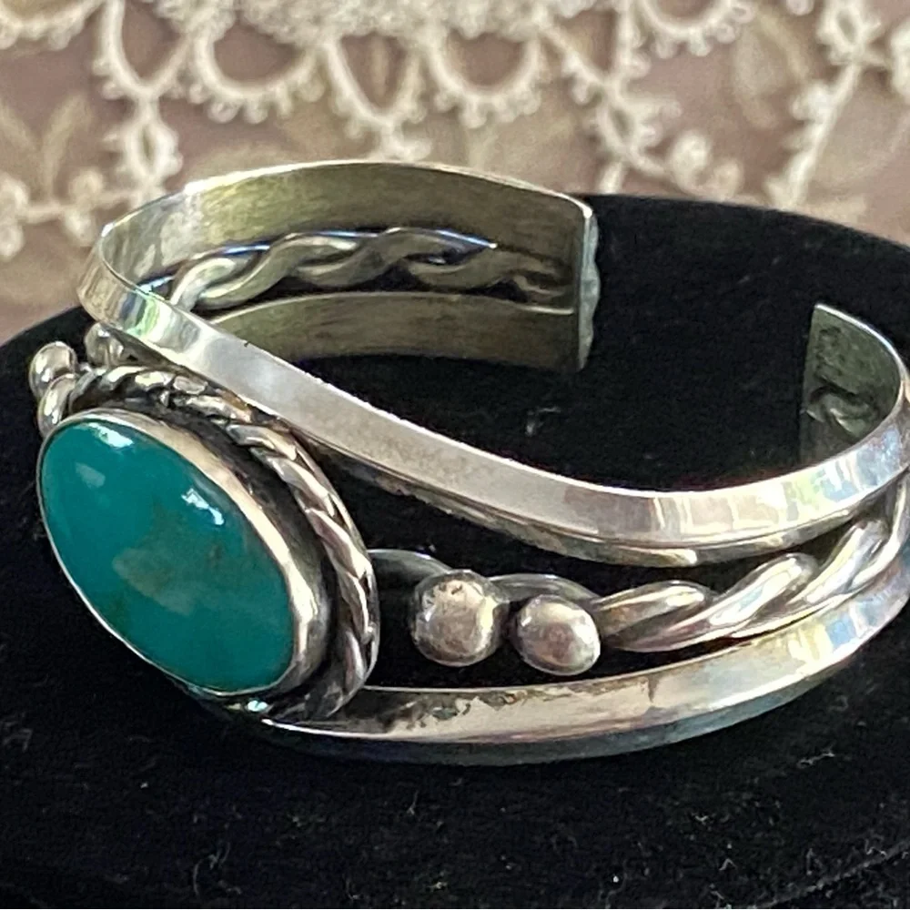 Native Am Navajo Silver & Turquoise Bracelet Beautiful Vintage Cond 6-7” wrist - Picture 3 of 12